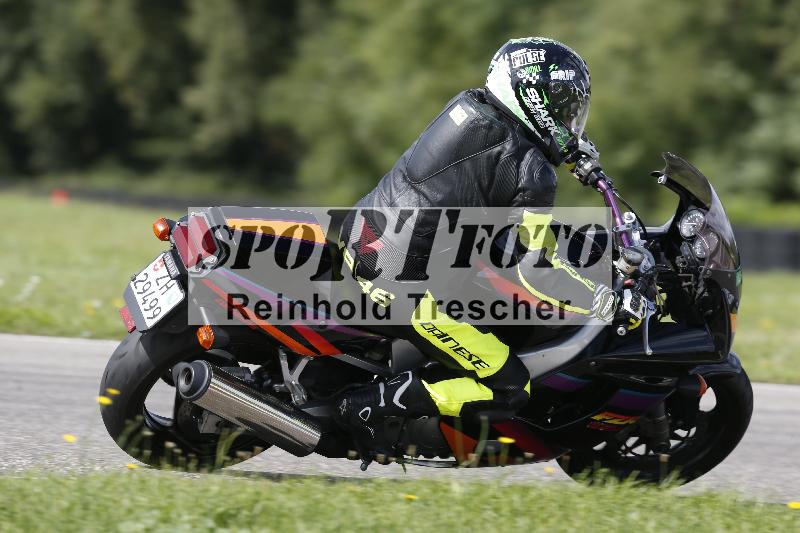 /53 16.09.2025 Track Day Domi Aegerter ADR/Gruppe gruen/6